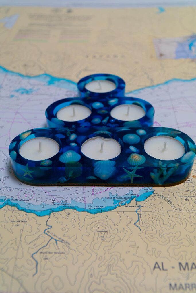 Set de portavelas oceánicos artesanales hechos a mano con resina, conchas y estrellas de mar